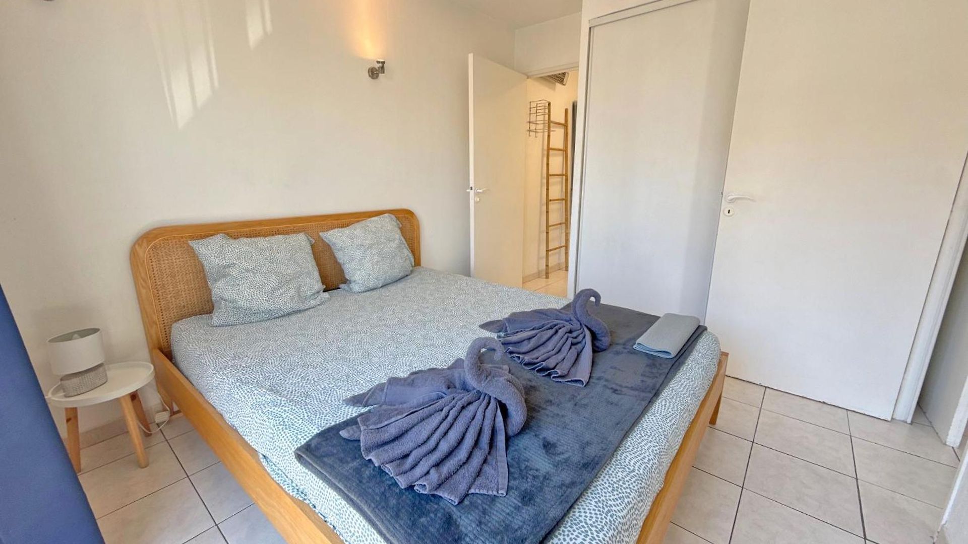 4-person - Air Conditioning And Pool Apartment Nice