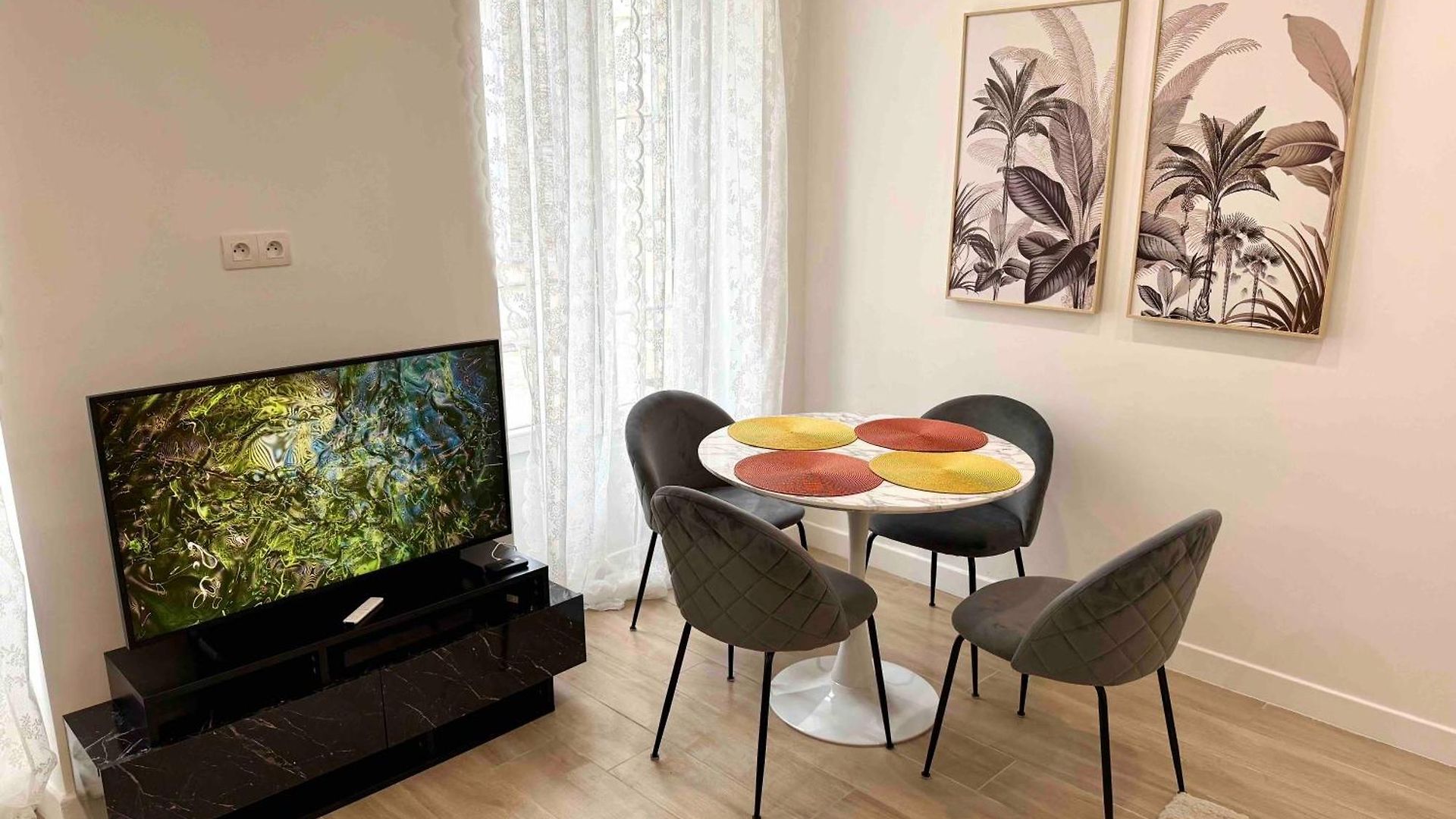 Apartment Nikaia - 2br Close To Everything *