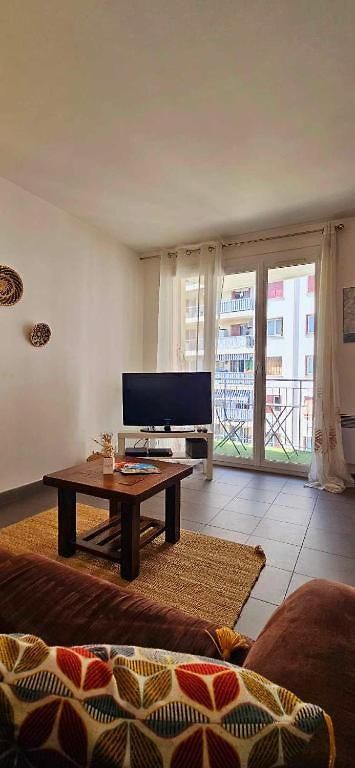 Apartment T2 Dernier Etage Avec Terrasse A 5 Min De La Nice