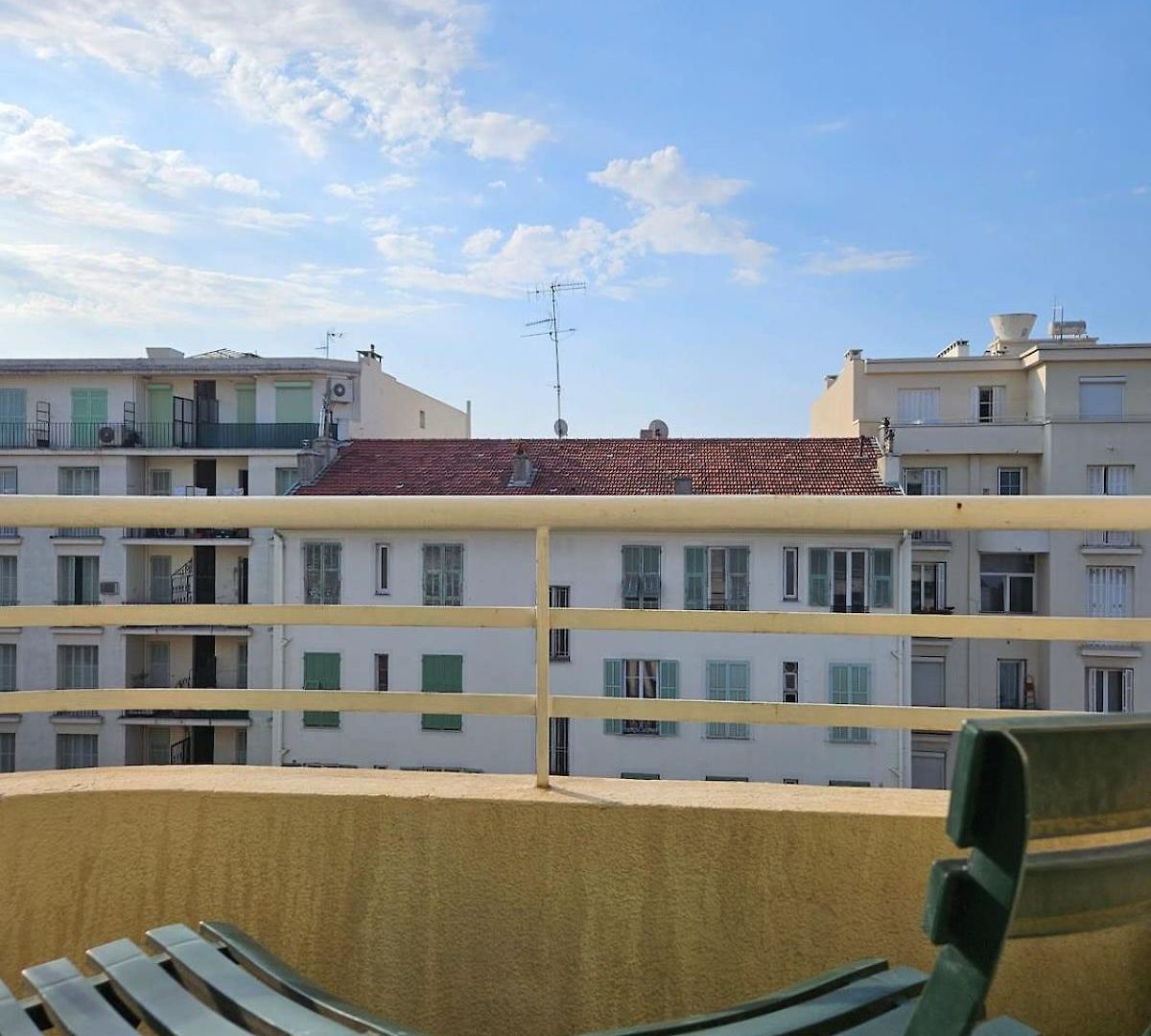 Beau à 2 Pas De La Appartement Nice