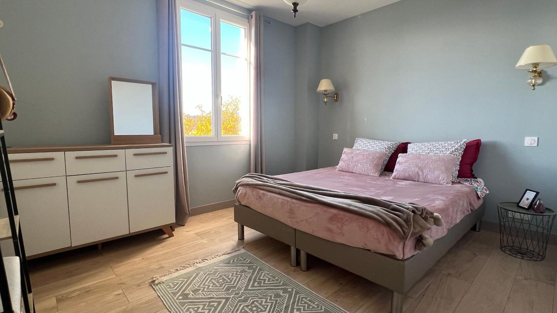 Golden Luxury And Panoramic View