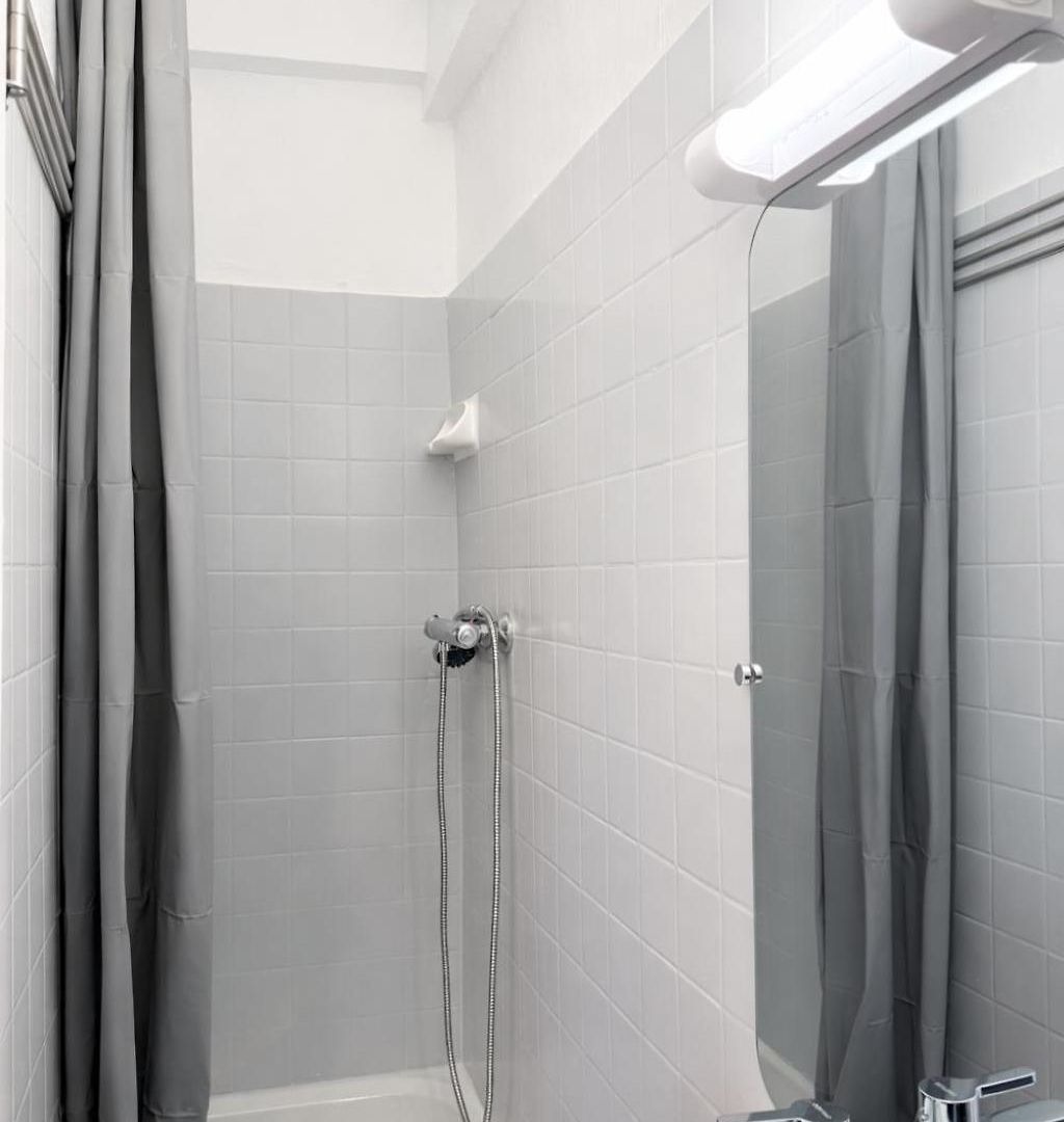 Charme Du Vieux-nice - Cocon Lumineux à 100 M De La Appartement *