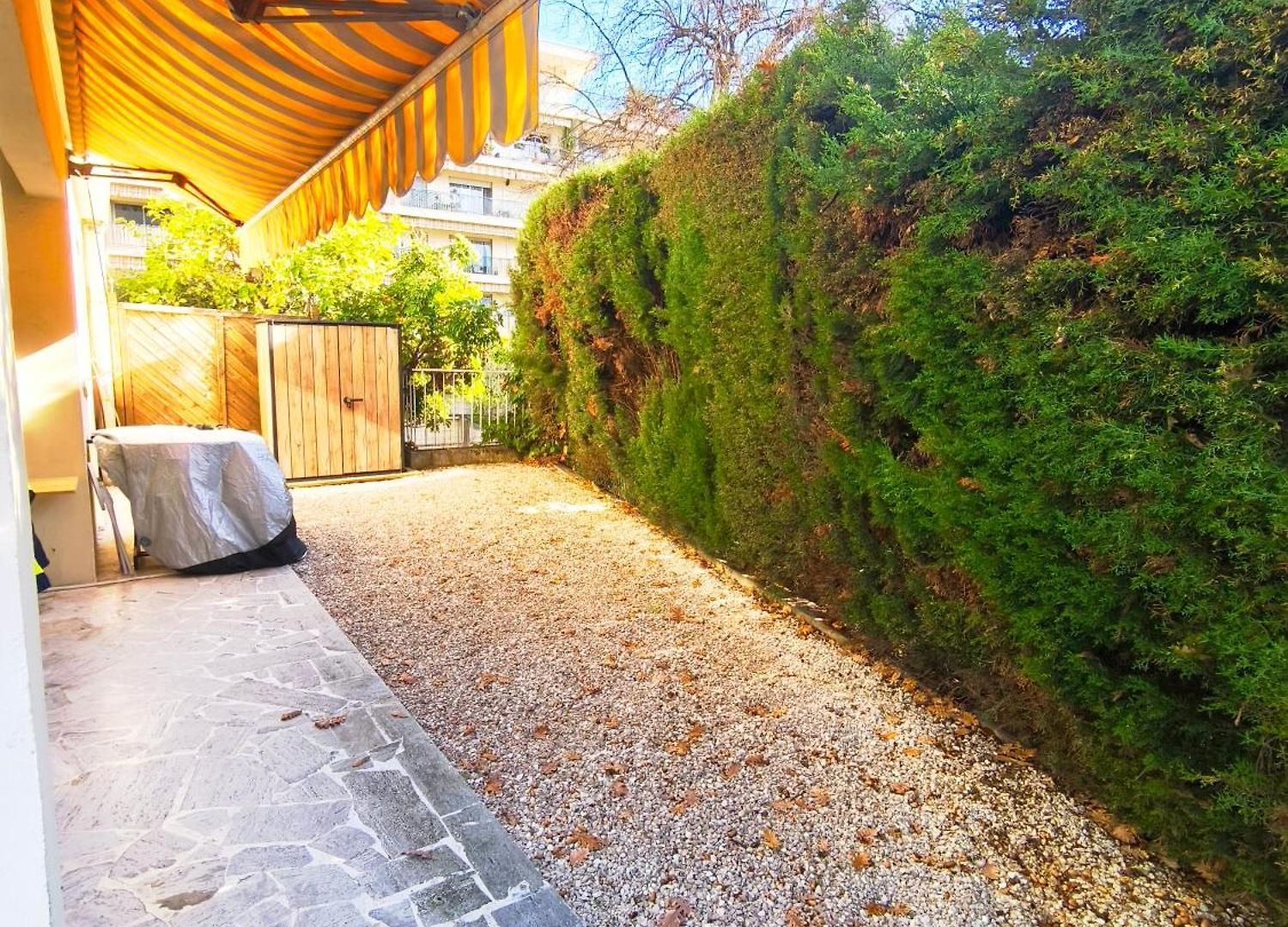 Havre De Paix à Cimiez -t4 En Rez-de-jardin Appartement