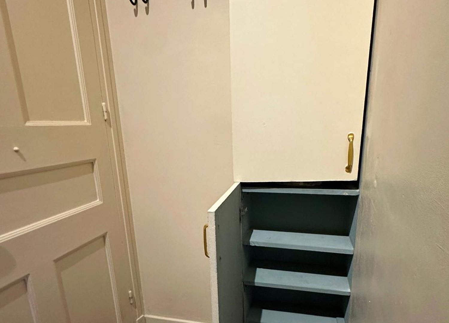 Renovated 2-room Sleeps 4 Tram And Shops Nearby