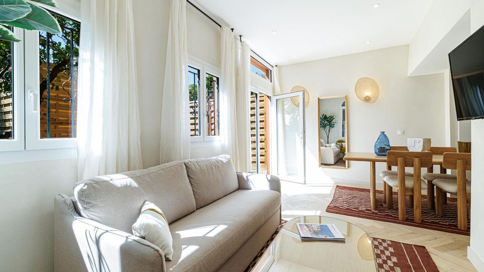 62 Carnot Lot 2 - Un Havre De Paix Climatise Avec Jardin Et Jacuzzi * Nice