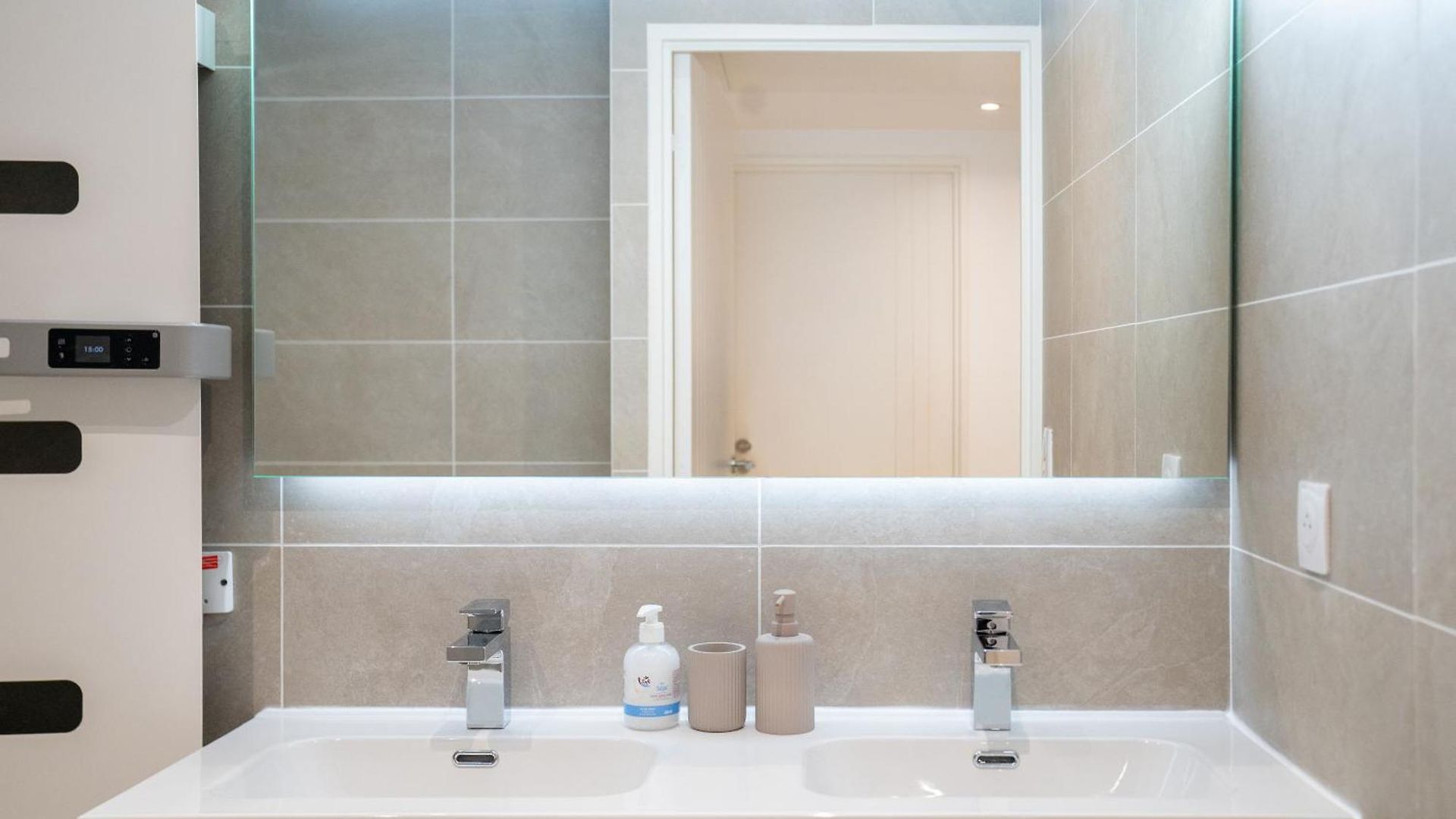 T3 Neuve Centre-ville 6 Couchages Apartment *