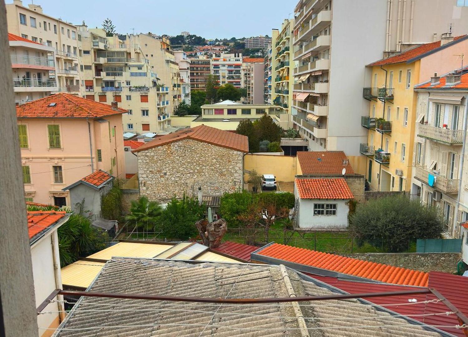 Appartement Renovated 2-room Sleeps 4 Tram And Shops Nearby *