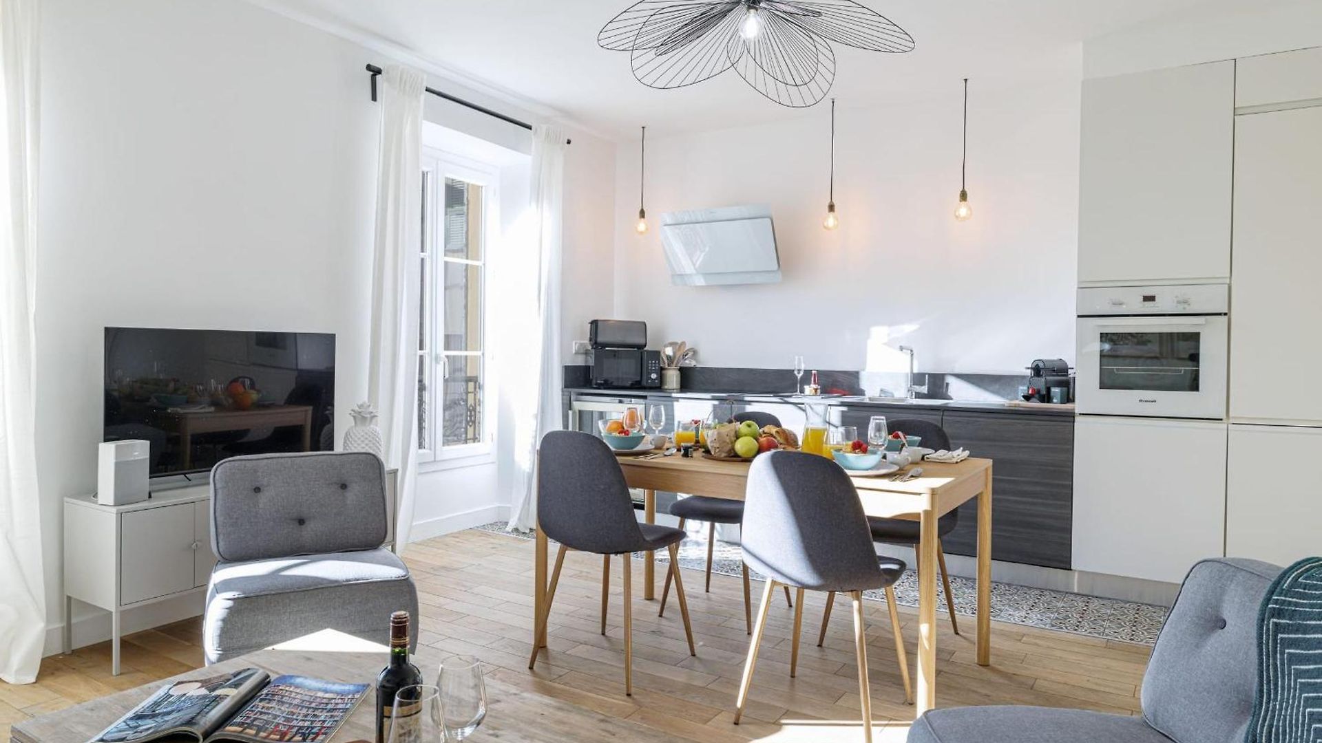 My Casa - Bonaparte 42 - 1 Bedroom Near Port And Place Garibaldi