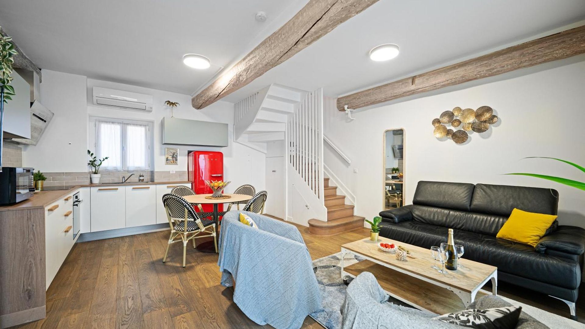 Maison Cozy Au Port De Vieux-nice Apartment