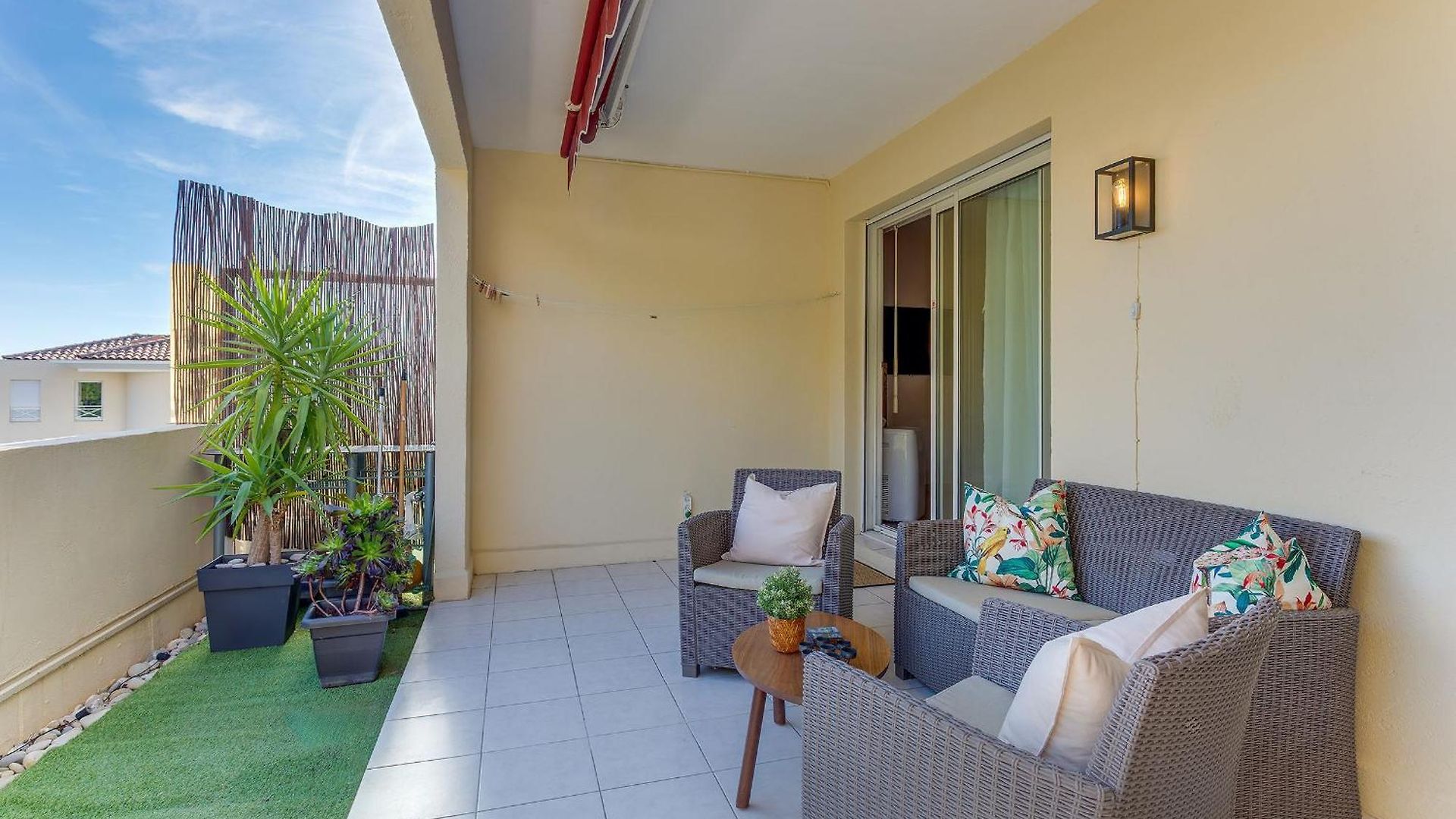 Imperia Ap4490 By Riviera Homes * Nice