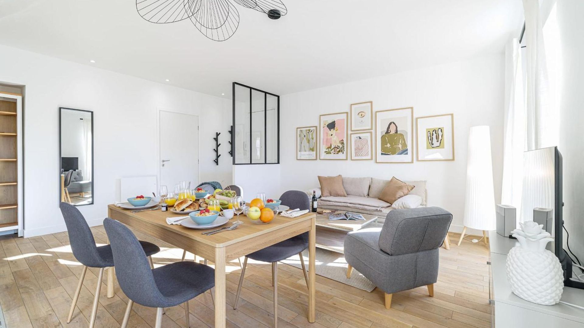 My Casa - Bonaparte 42 - 1 Bedroom Near Port And Place Garibaldi