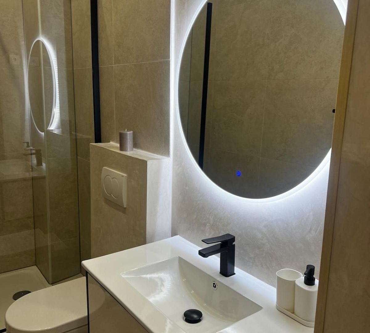 Apartment Luxueux A 2 Pas De La Mer, Vieille Nice