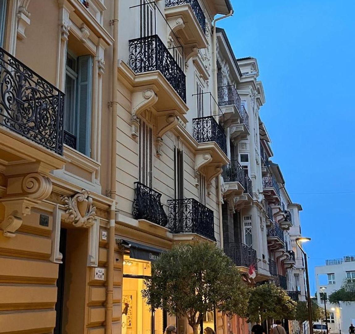 Elegant A * Nice
