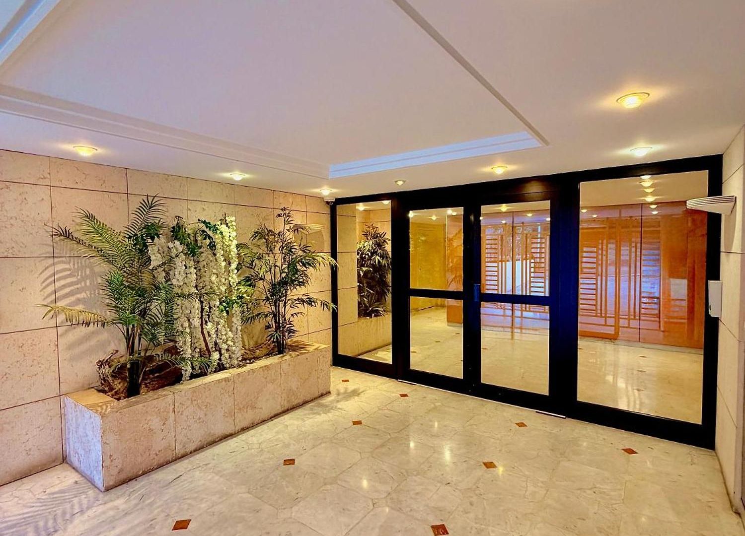 Moderne Climatisé Avec Piscine, Terrasse Et Parking - Proche Promenade Des Appartement