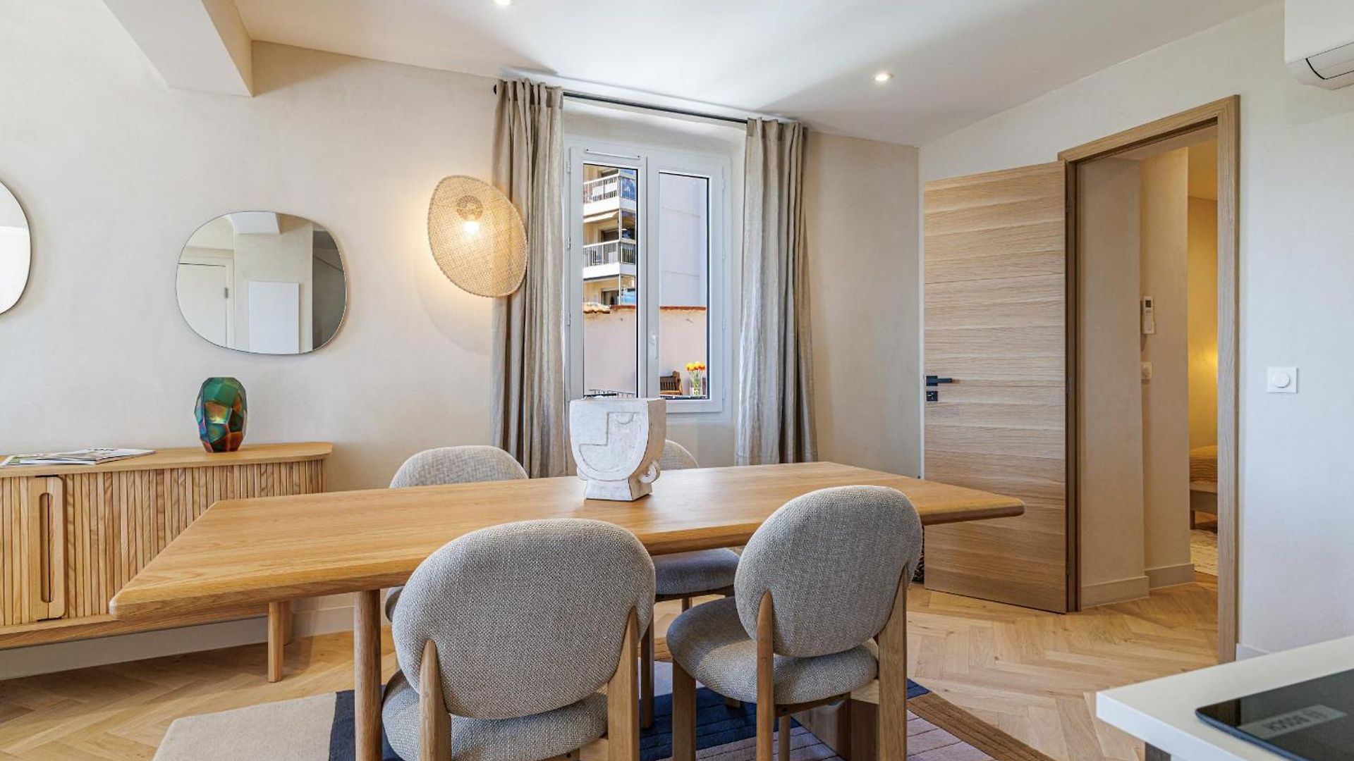 62 Carnot Lot 7 - Duplex Atypique- Climatise - 2 Nice