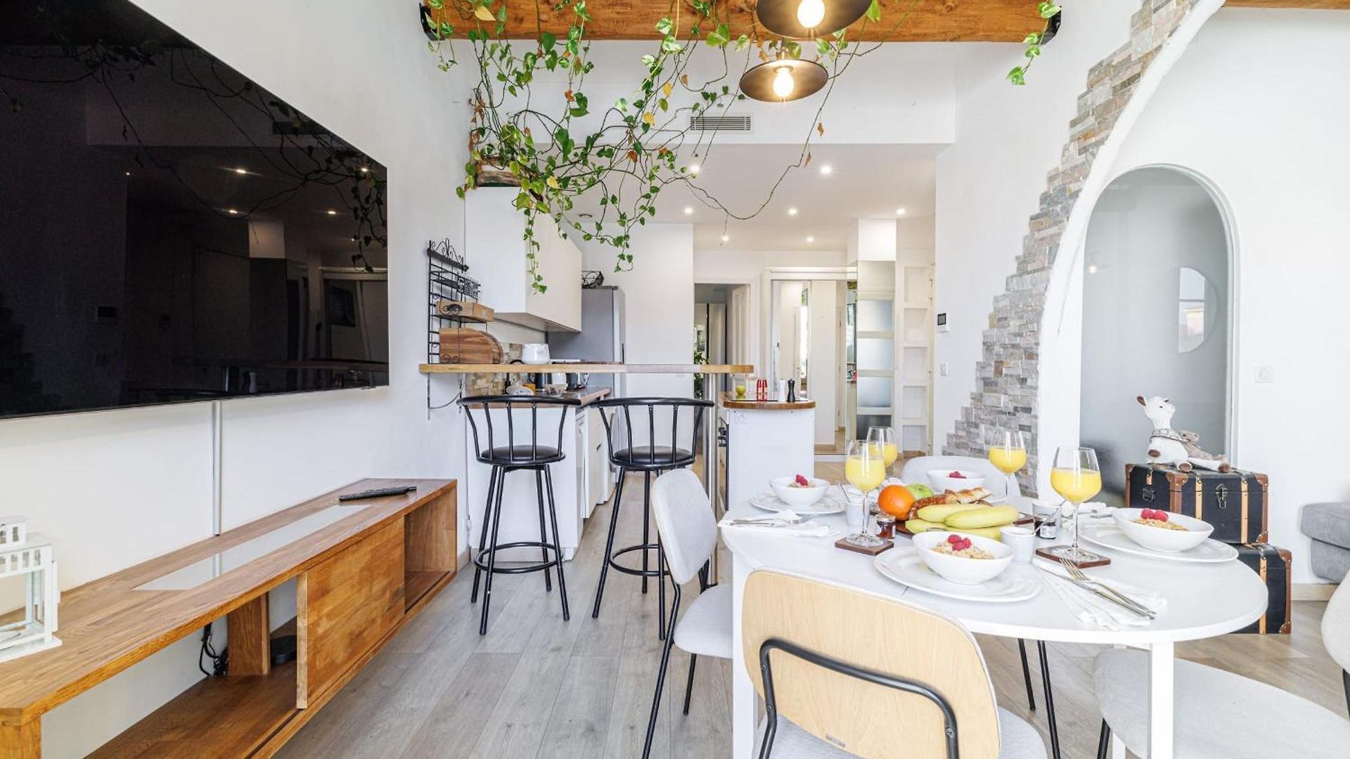 My Casa - Emmanuel - Cozy With Port View Apartment *