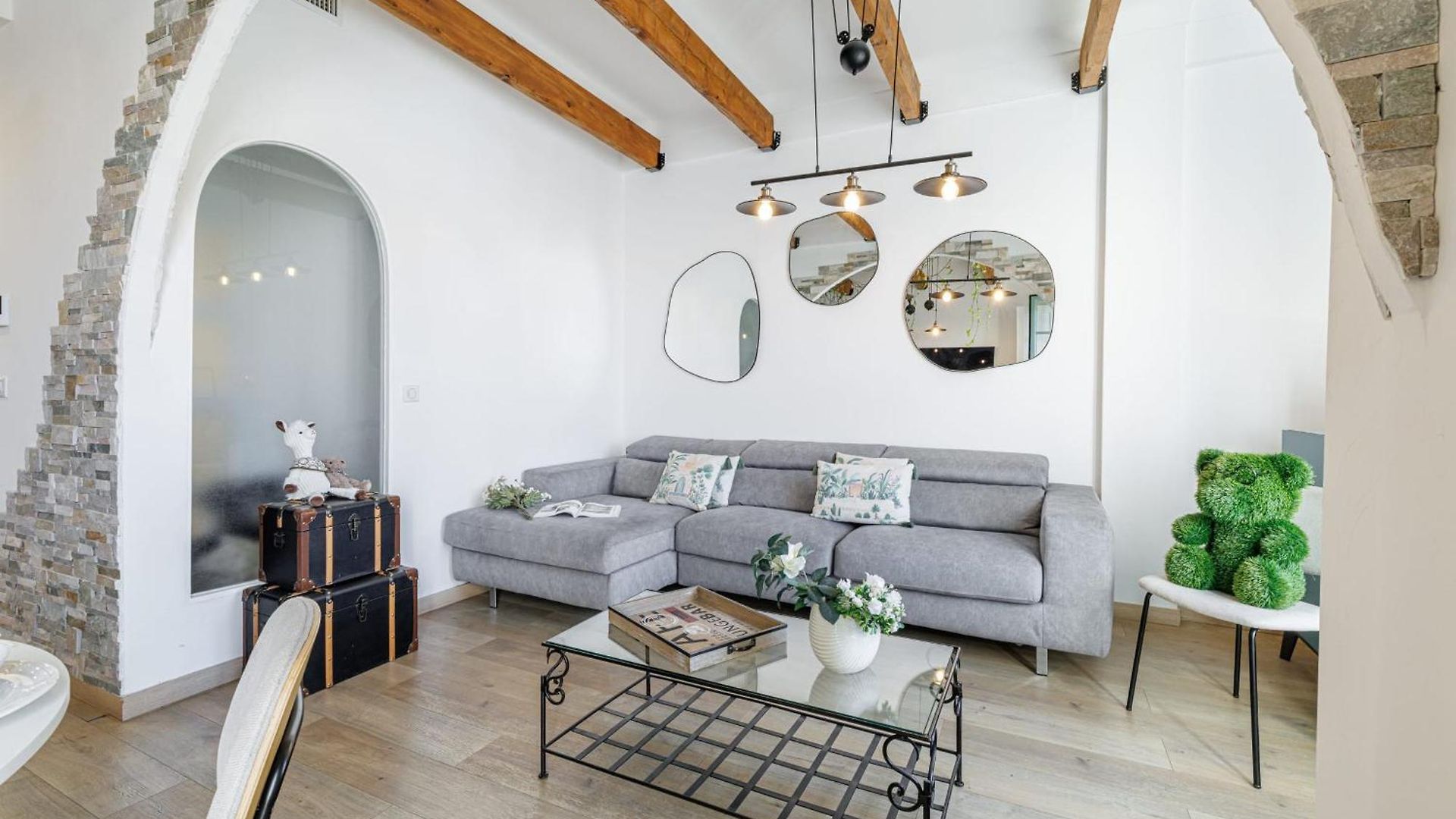My Casa - Emmanuel - Cozy With Port View Apartment
