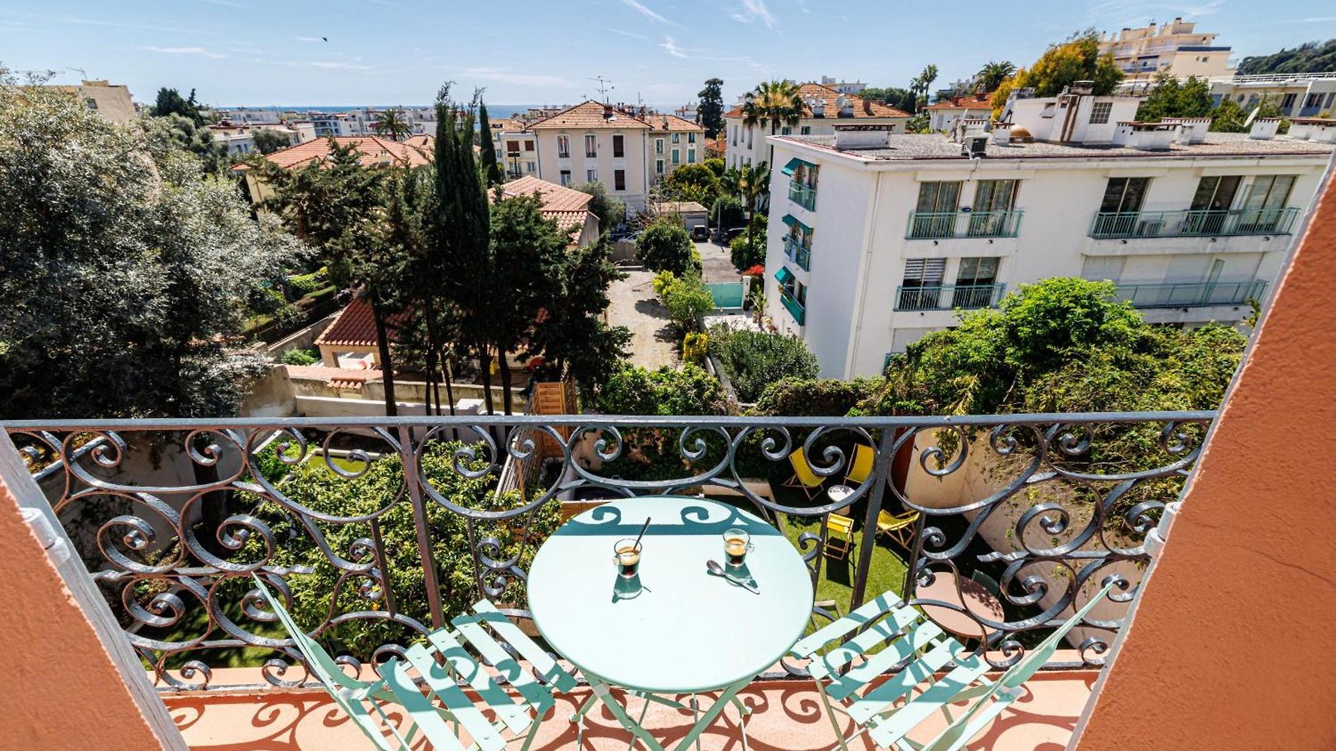62 Carnot Lot 7 - Duplex Atypique- Climatise - 2 Nice