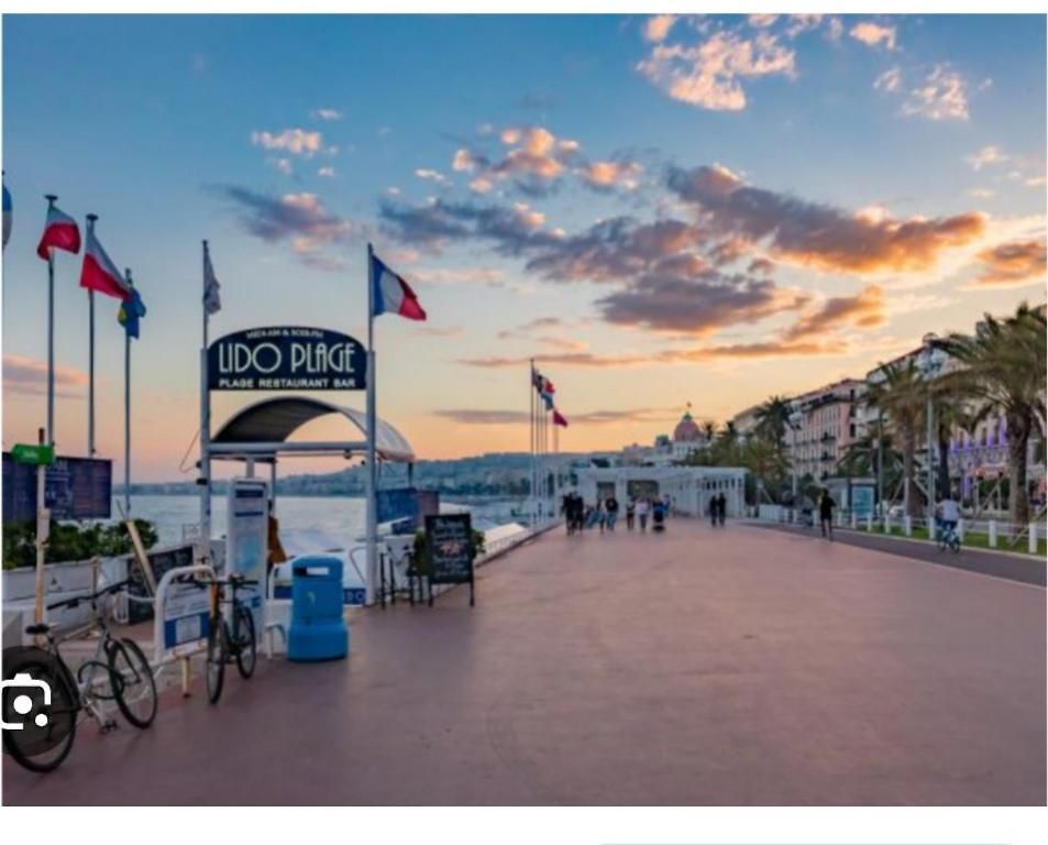 Superbe T3 Confort A Deux Pas Du Tram Et Des Plages Apartment