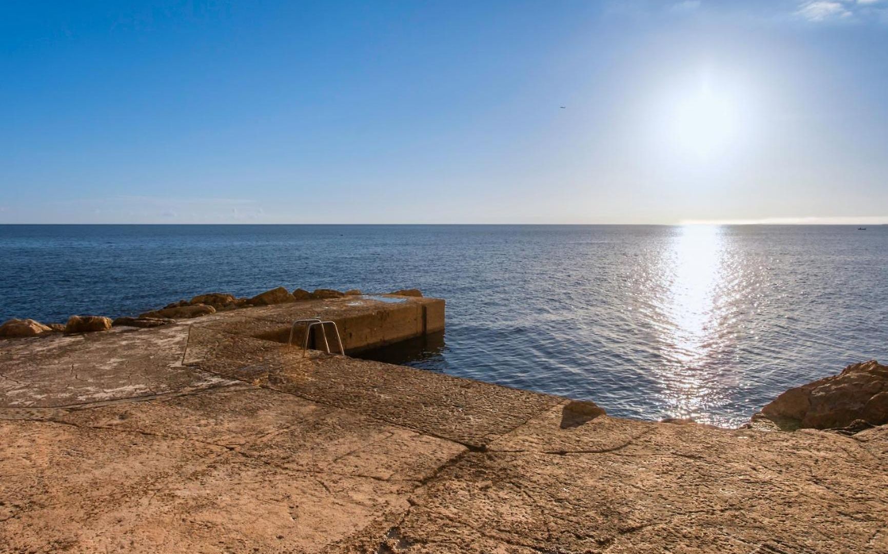 Appartement #22 Staywizus - Duplex Panoramic Sea View 2bdr, Ac, Swimpool, Parking, Petanque