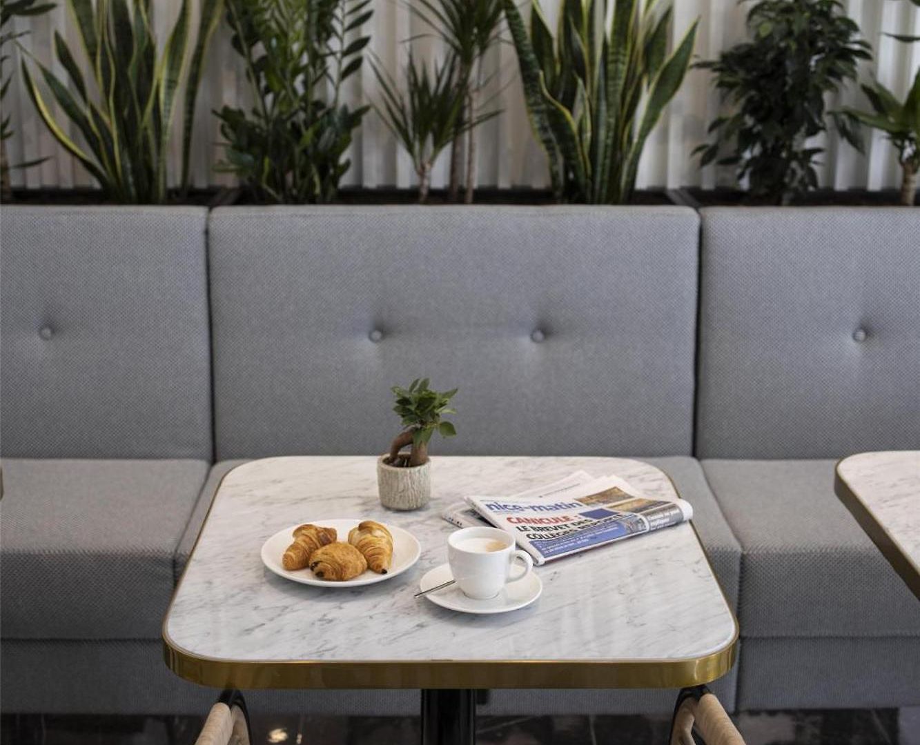 Western Premier Roosevelt Hotel 4*