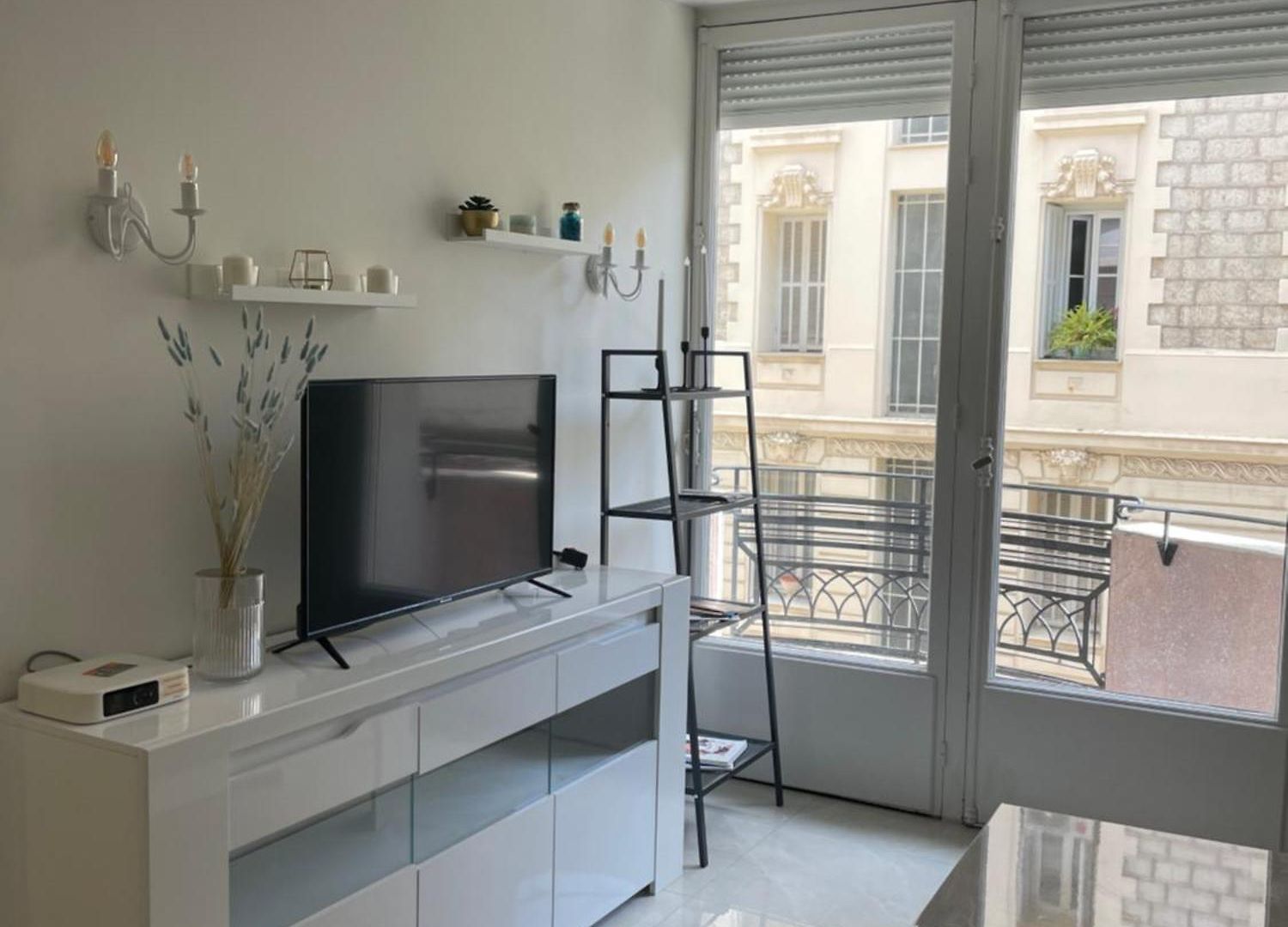 новая 3-комнатная на 2й линии от моря. Appartement *