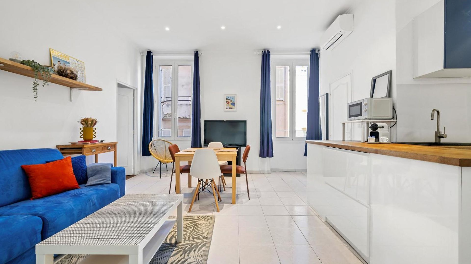 Renting - Grimaldi - Golden Square Location Fully Equiped Apartment Nice