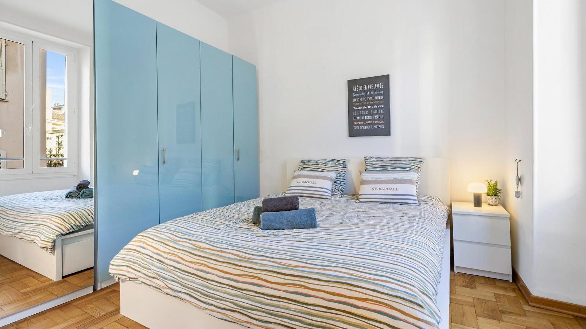 Renting - Grimaldi - Golden Square Location Fully Equiped Nice