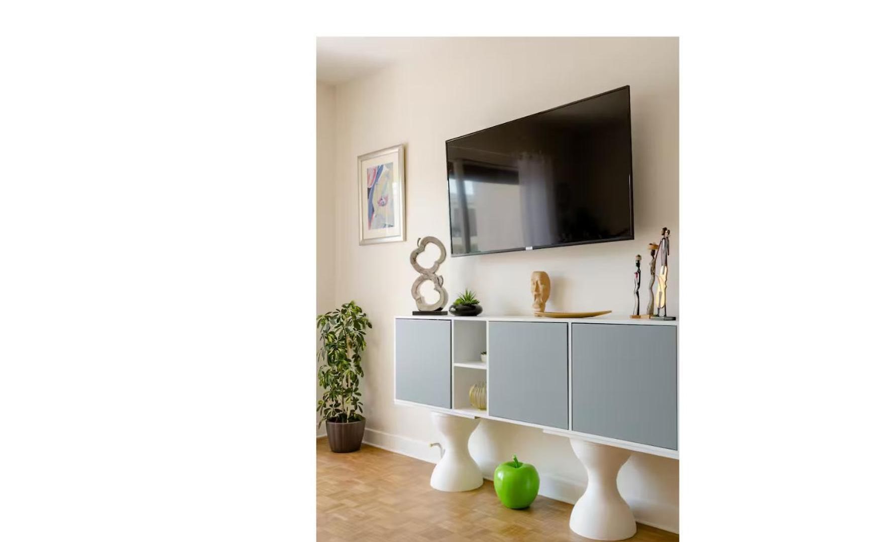 2bed 2bath Sea View Promenade Bright & Spacious! Bravostaysriviera