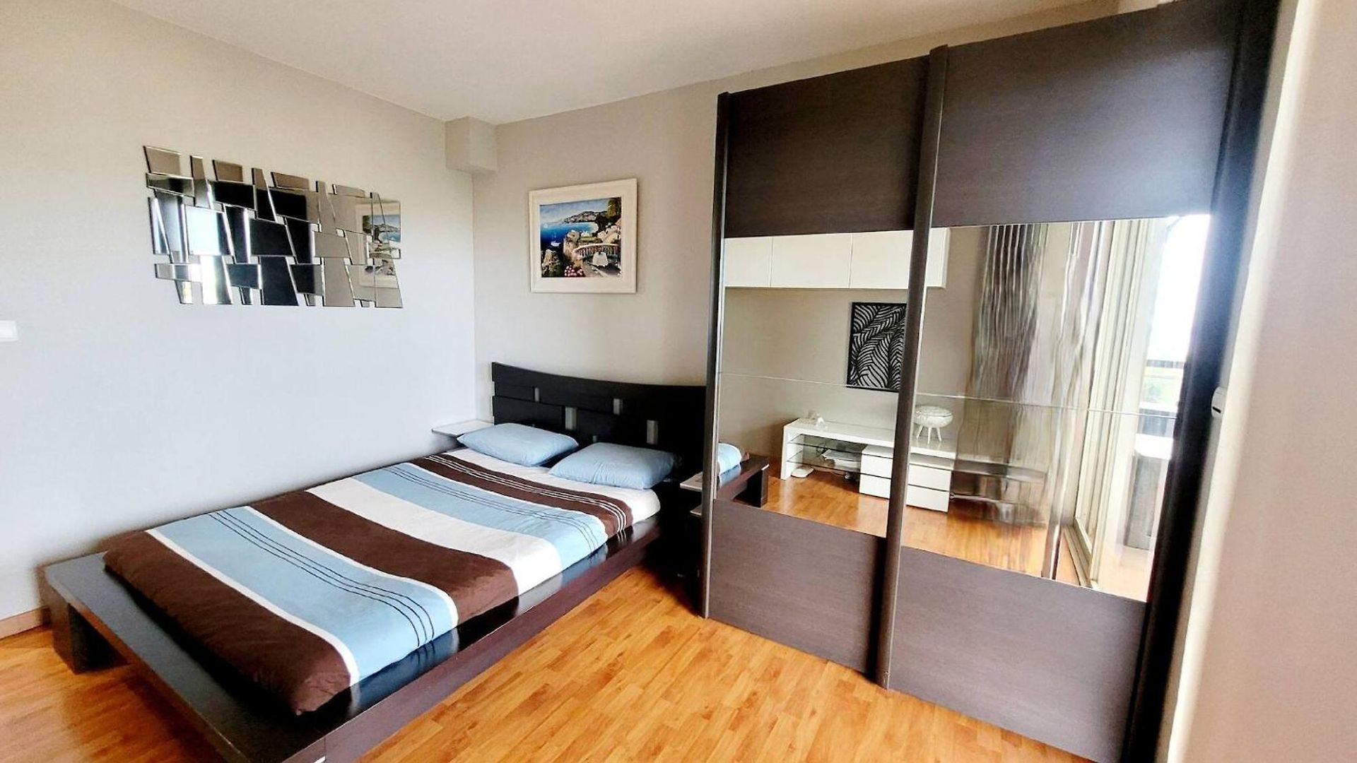 Duplex Apartment, Sea View And Swimming Pool Nice