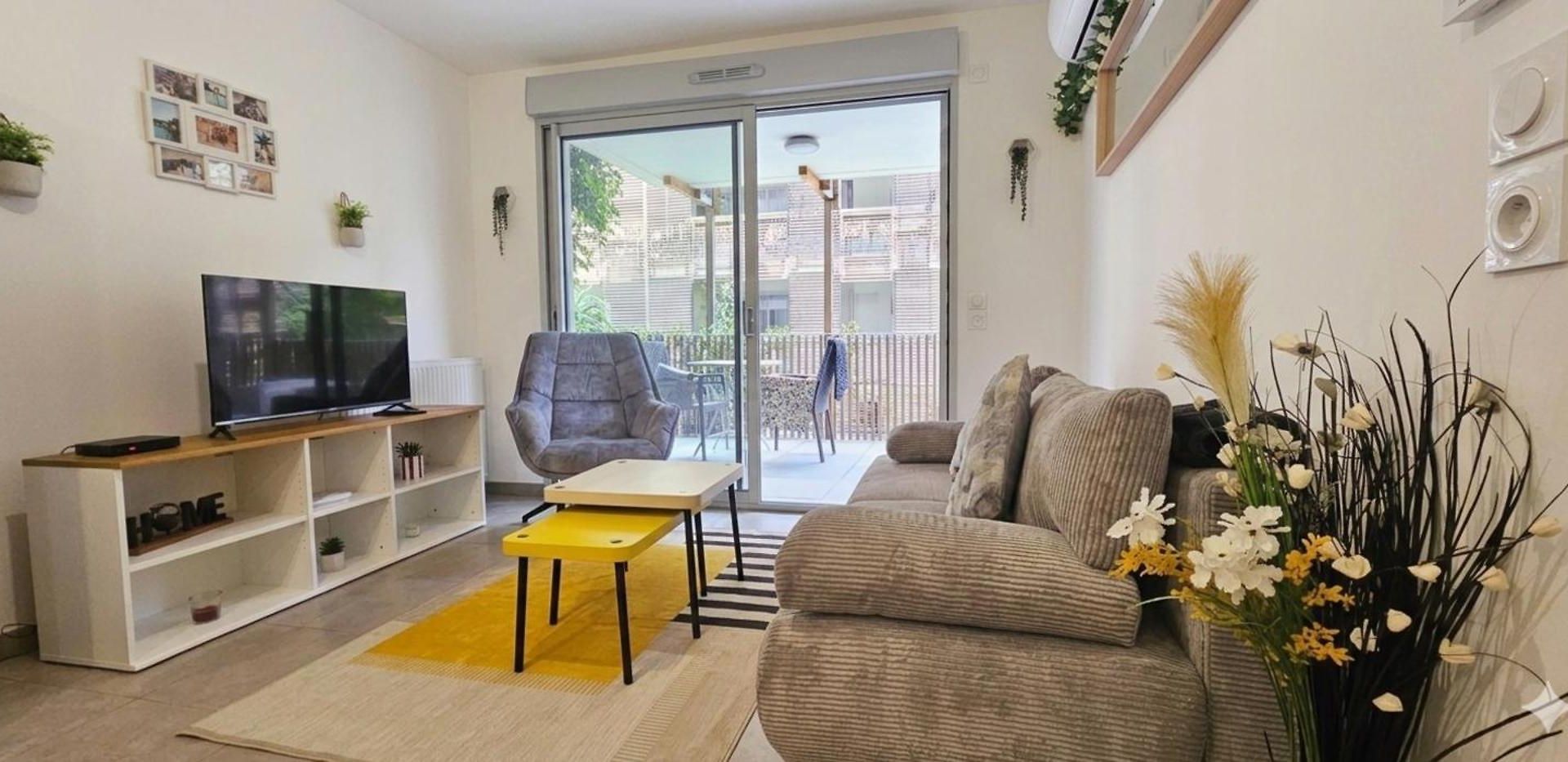 Appartement Cosy Dans Un Ecrin De Verdure -nice Nice