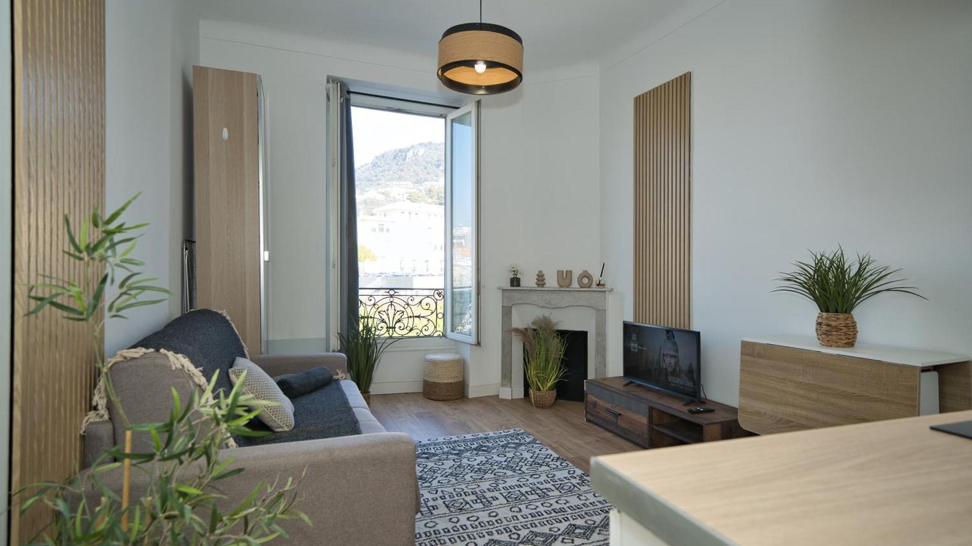 Nissa La Bella Apartment *