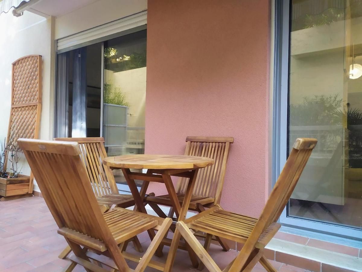 Secret Garden, Ideal For 2,large Terrace