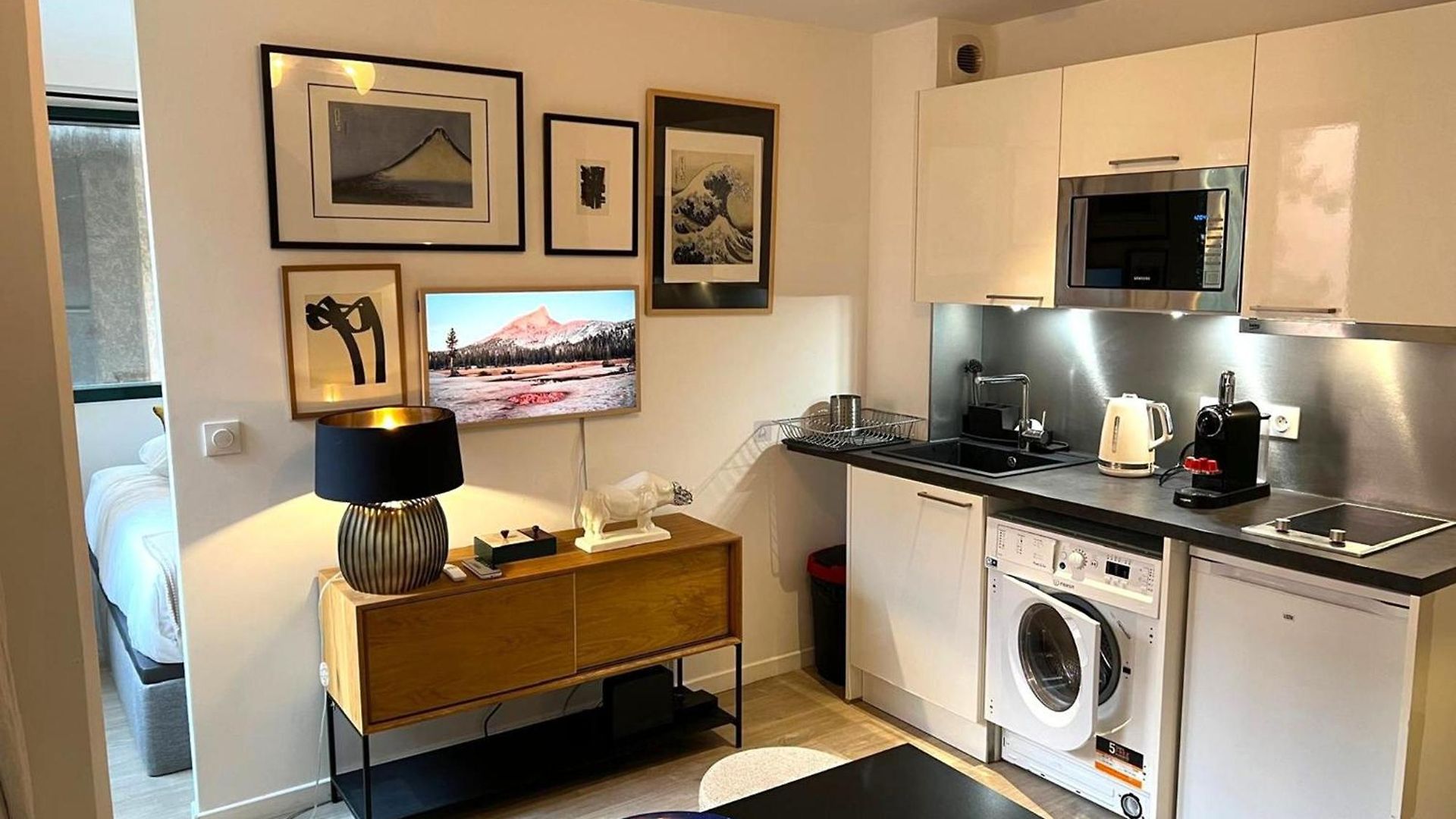 Appartement Dana Centre 16 *