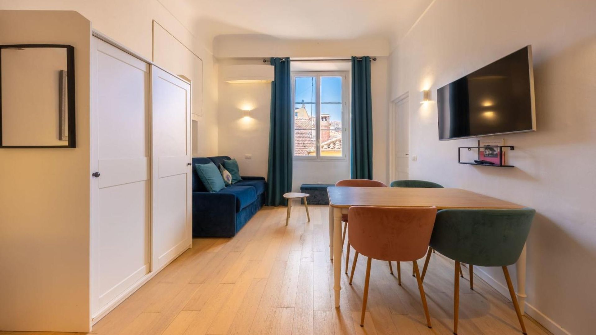 Appartement 06a3 - Lovely In The Heart Of Old