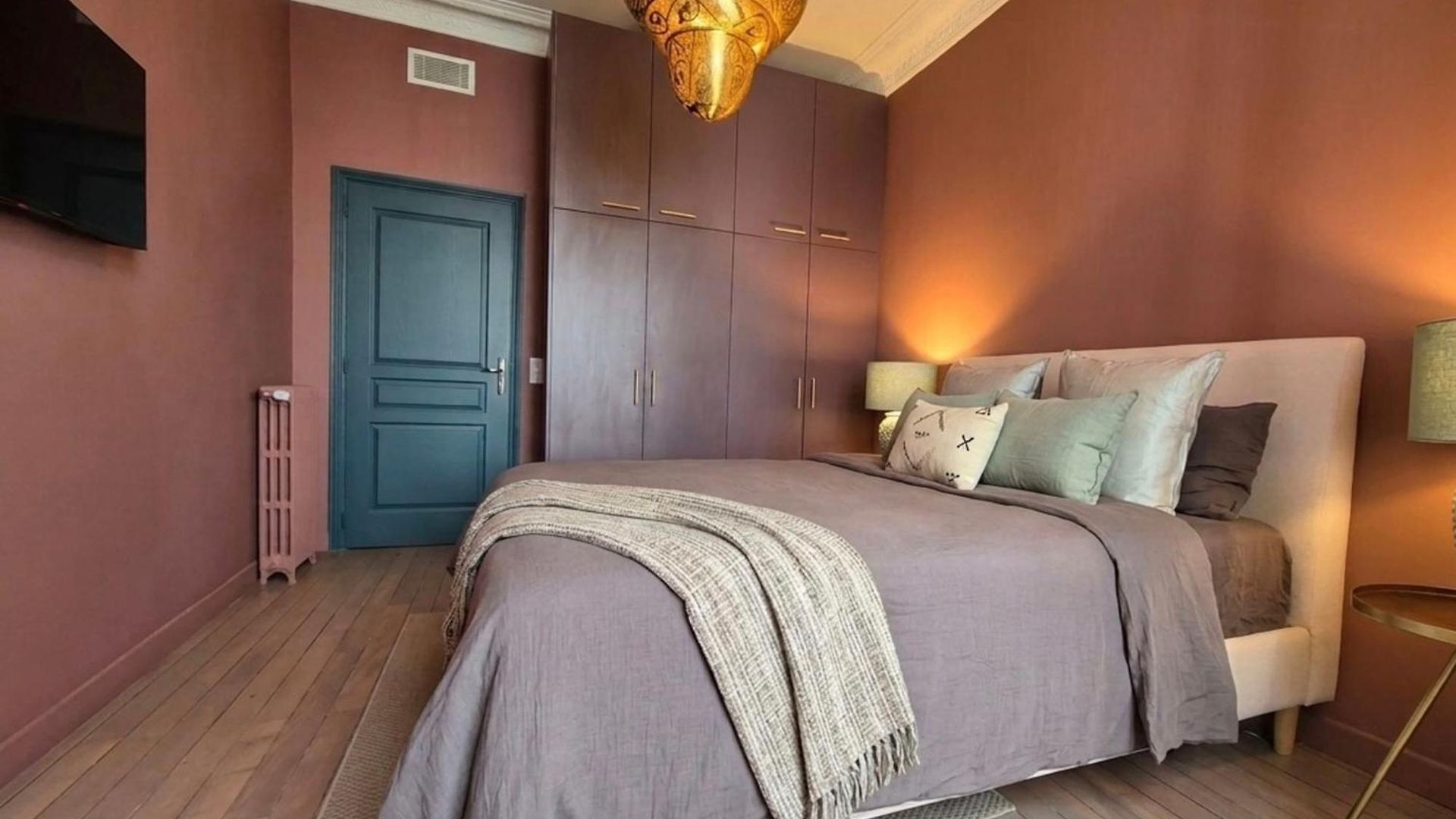 Close To The Behind The Famous Negresco ! Apartment Nice