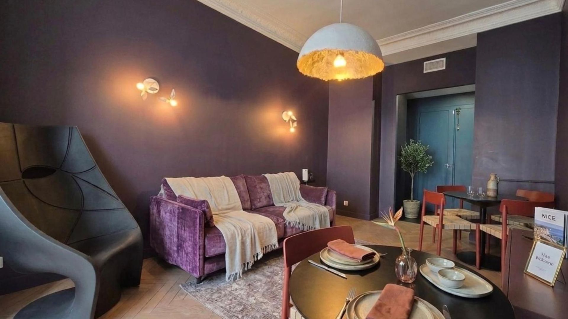 Close To The Behind The Famous Negresco ! Apartment