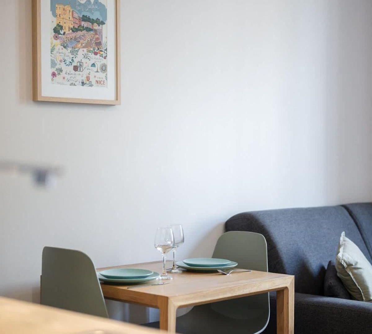 Saint Jean Baptiste, Pour 2 Personnes Garibaldi, Coulée Verte Appartement