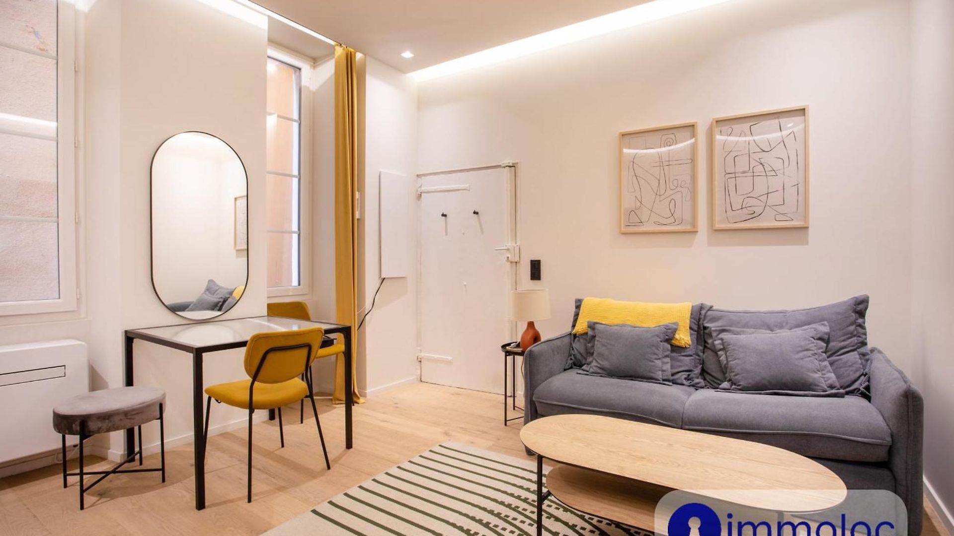 Air-conditioned In Old Appartement Nice