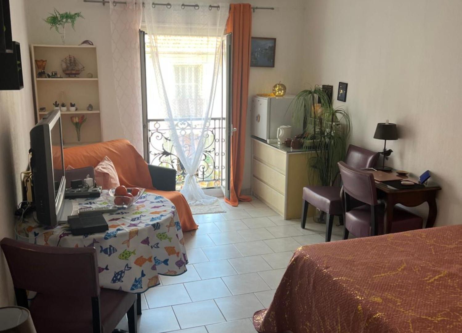 Private Near The Port Old Town Homestay