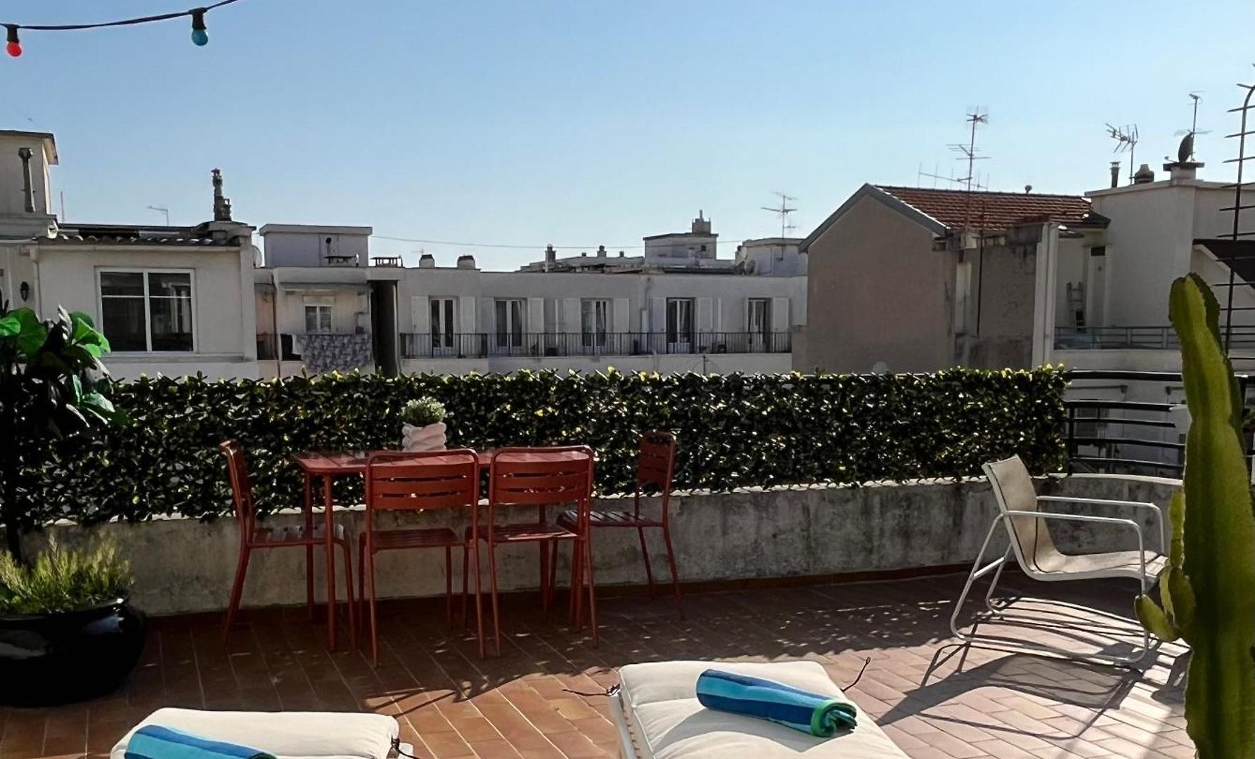 Apartment Exclusive Floor - Nice