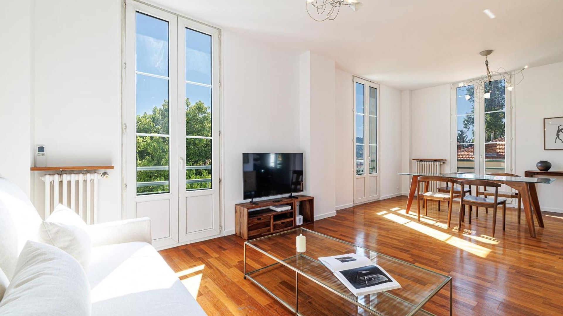 Open View Terrace - Wide 2 Bdr Quiet Area