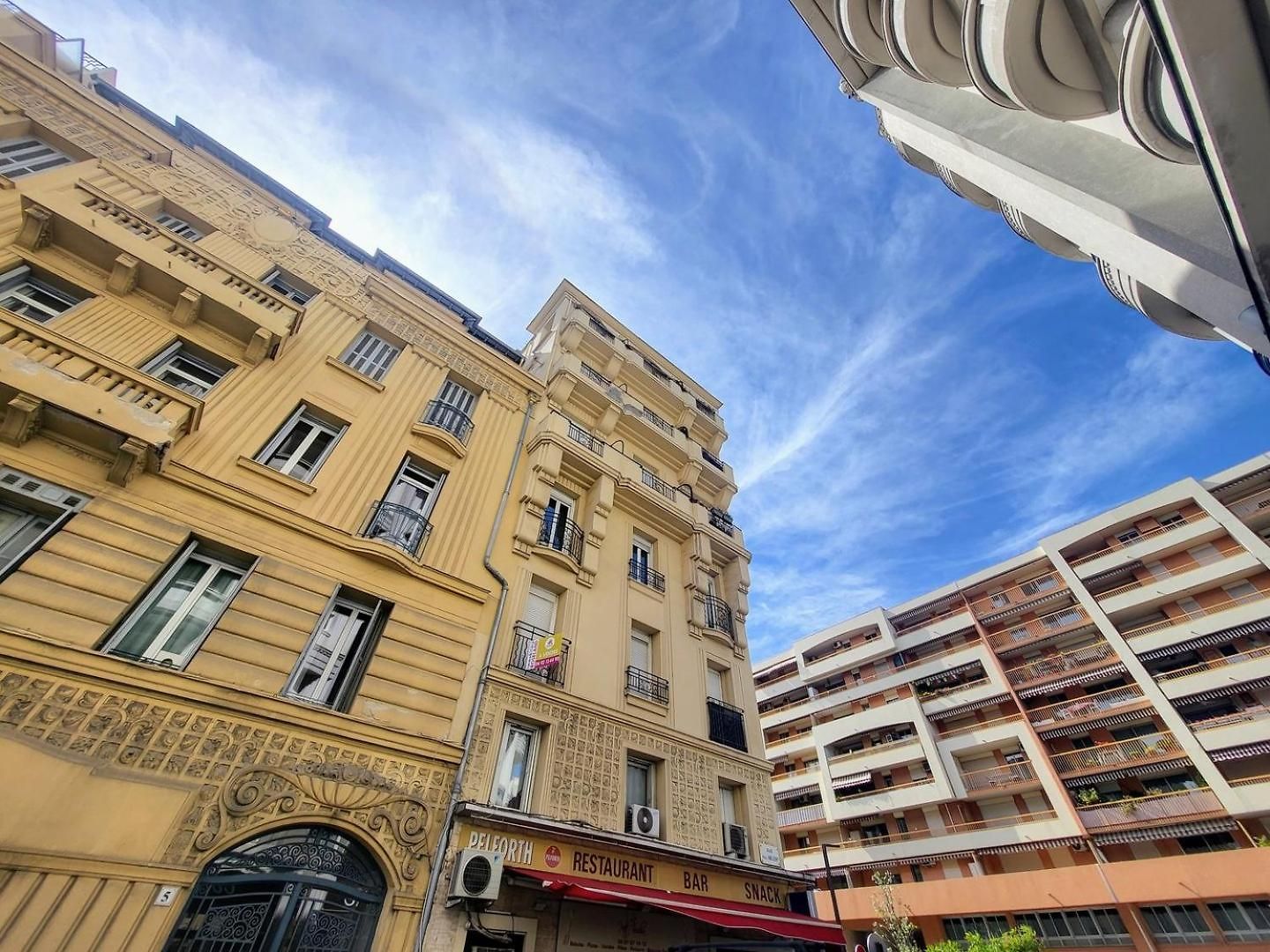 Valery Close To Prom Des Ideal For 2 Ac Nice