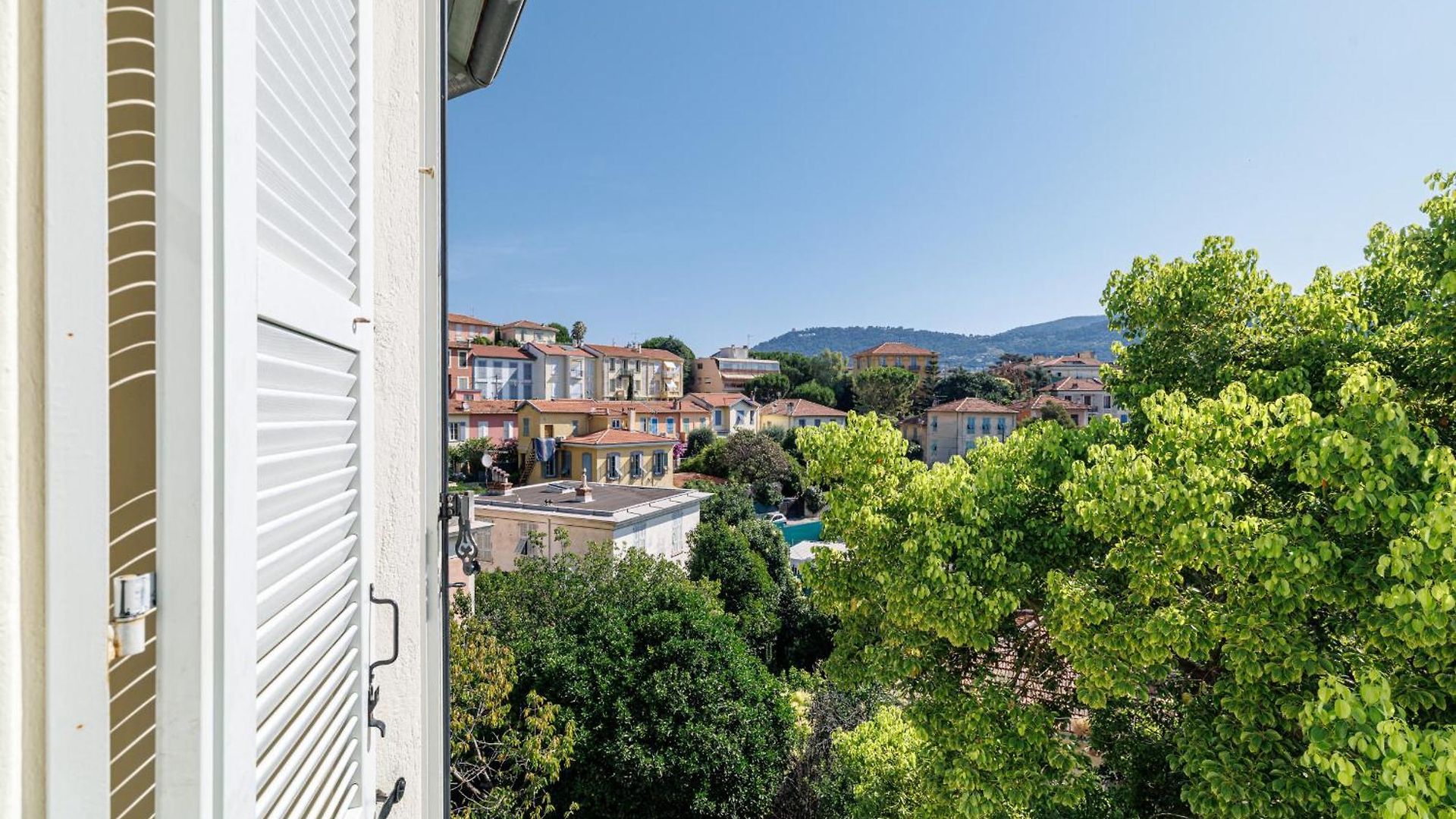 Open View Terrace - Wide 2 Bdr Quiet Area *