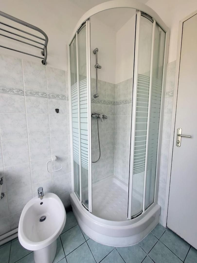 Valery Close To Prom Des Ideal For 2 Ac