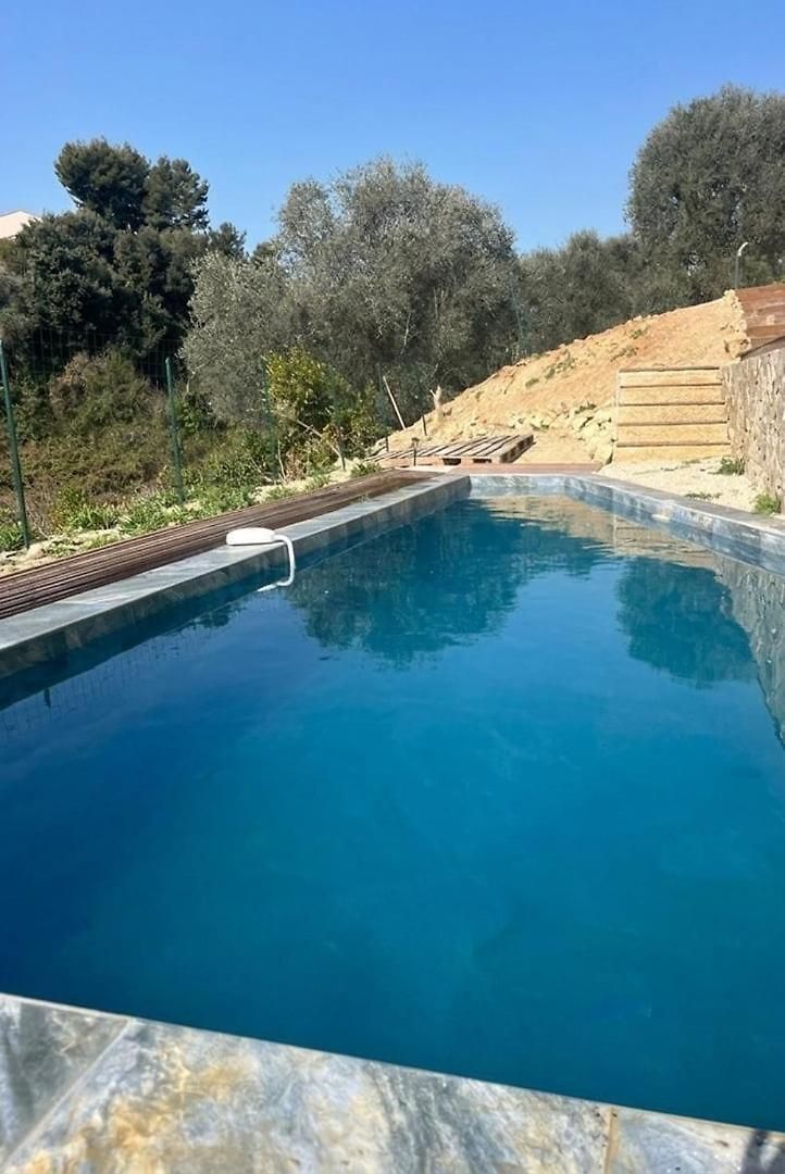 La Costiere Villa *
