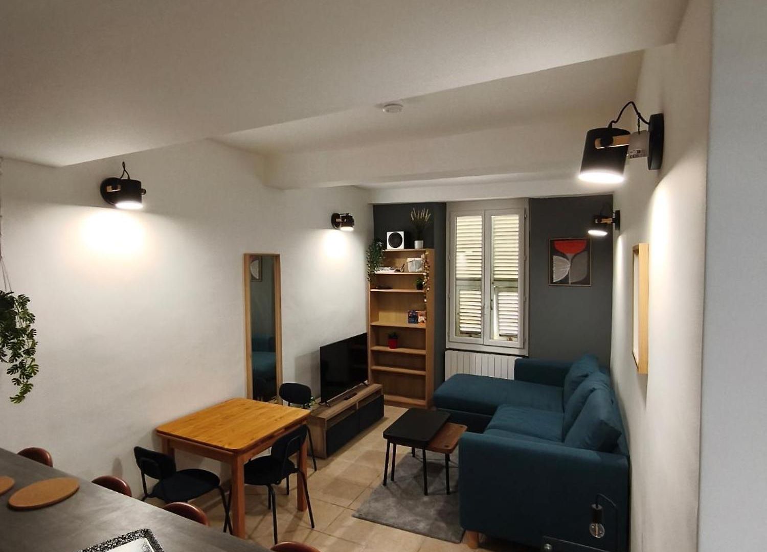 Cozy 50 M2 - Balcony & Air Conditioning! Heart Of Old Nice
