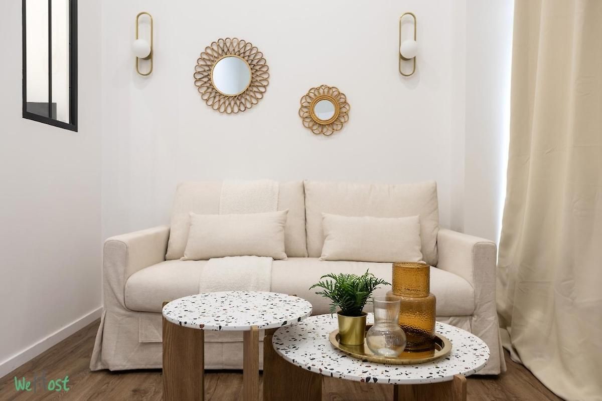 Wehost D2 - Smart & Chic Loft, 3 Mins To Beaches *