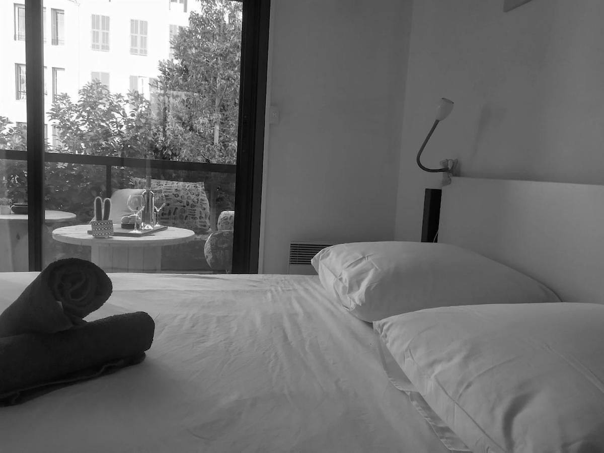 Wehost Barety - Blooming Balcony Retreat - 3-4prs Appartement Nice