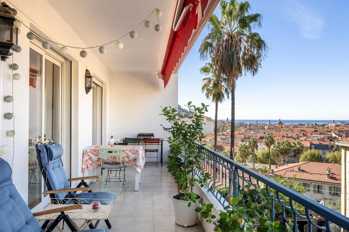 Appartement Azur Balcony Classic Charm With View *